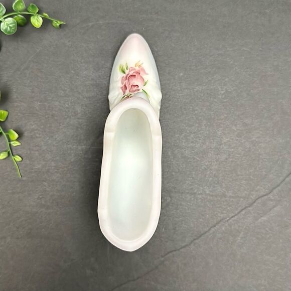 Fenton White Satin Milk Glass Hand Painted Slipper Shoe Roses Signed by Artist - Picture 10 of 12